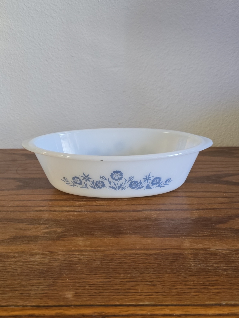Vintage Glassbake Casserole Serving Dish Tote 11